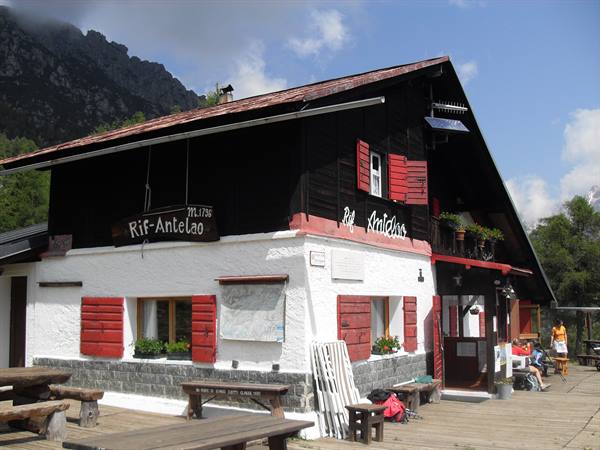 Antelao refuge