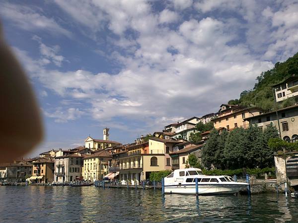 Peschiera Maraglio