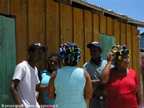 hair styling in Mano Juan
