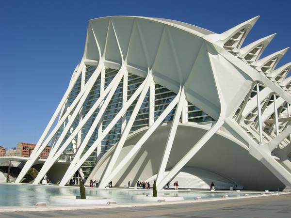 Calatrava's Science Museum in Valencia, white concrete and reflecting pool under sun