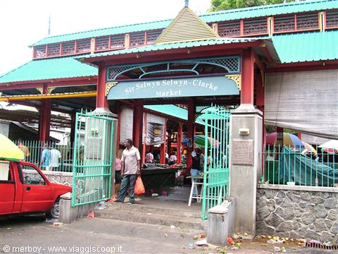 Mahe - Victoria market
