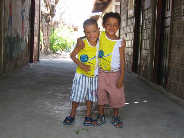 Mosé and Josué, the youngest guests at the Centre