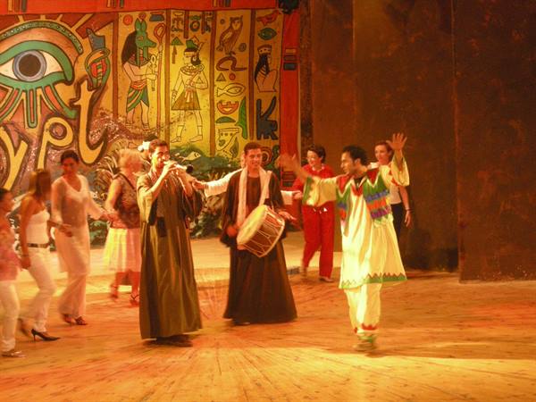 Egyptian show