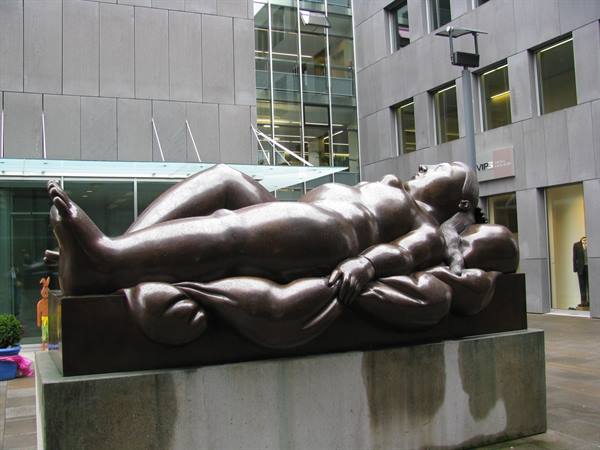 Statue