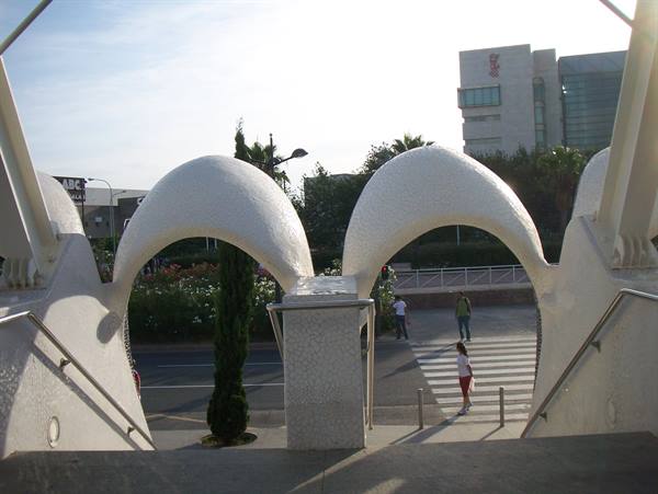 White mosaic arches of L'Umbracle, City of Arts and Sciences, Valencia