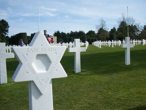White Star of David and crosses at the American cemetery of Omaha Beach