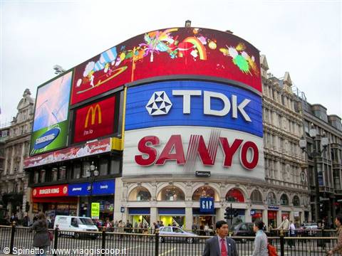 Piccadilly Circus