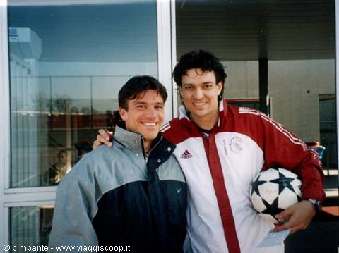 GUESS WHO IT IS? IT'S JARI LITMANEN