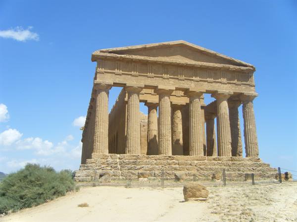 THE VALLEY OF THE TEMPLES - AGRIGENTO