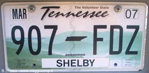 Tennessee car license plate in white and green, number 907-FDZ, Shelby county