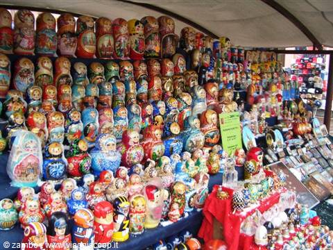 Shopping on Arbat Road