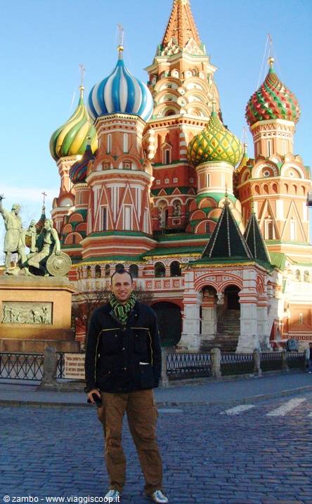 Tourist standing in front of Saint Basil's Cathedral in Moscow