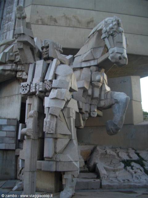Monument to the heroes of the fatherland