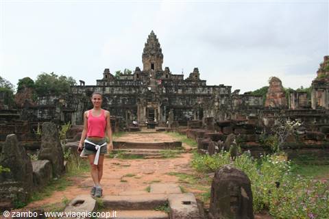 Roulos complex - Bakong