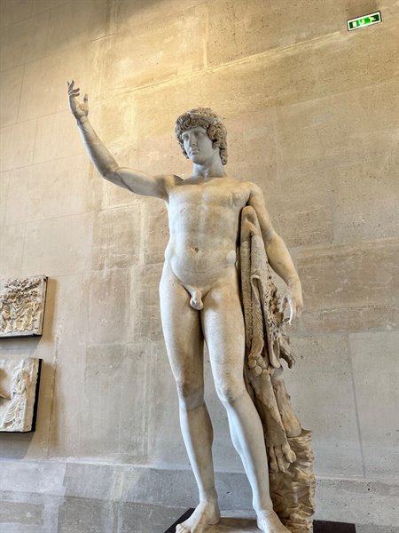 Ancient wonders at the Louvre: every statue tells two thousand years of history.