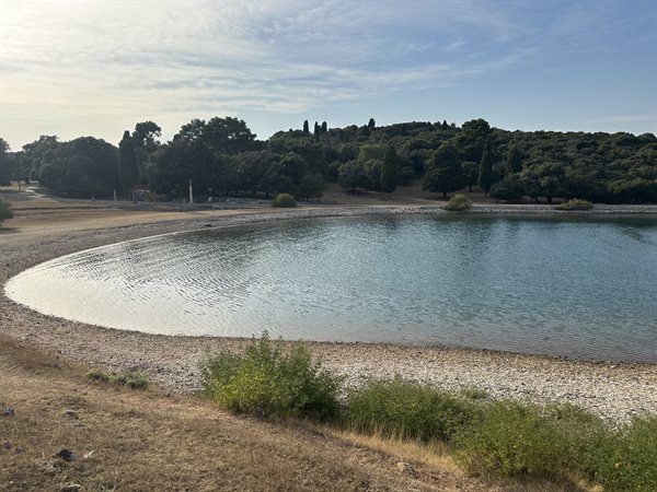 A quiet bay in Brijuni park, what a silent wonder.