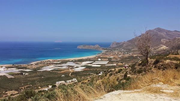 Turquoise panorama on the south coast of Crete: what a wonder to stop here