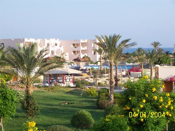 Elphistone village