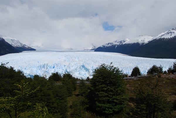 El Calafante - Perito Moreno - Front view