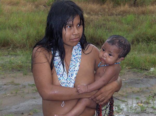 indigenous Ñepa community, Amazon