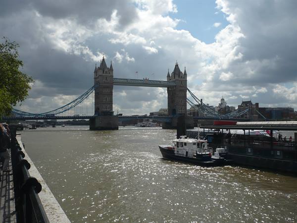 tower bridge