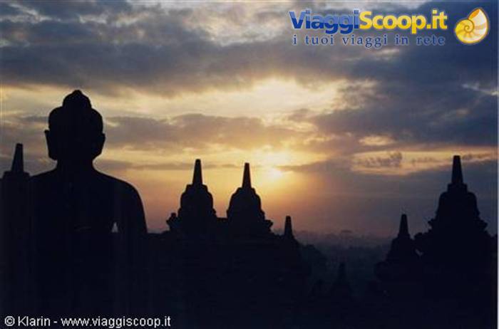 Borobudur at dawn - Java