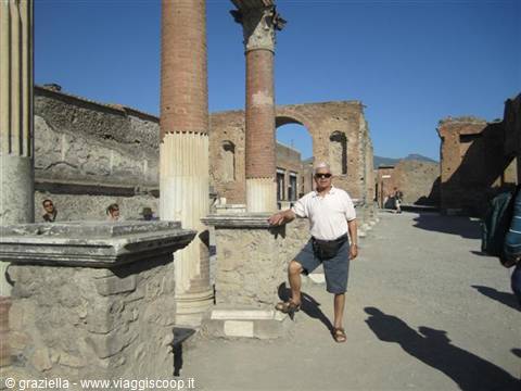 POMPEII