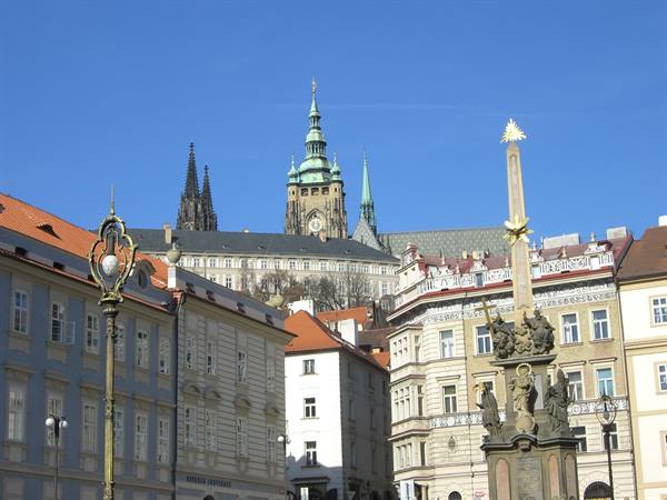 Walking towards the castle.