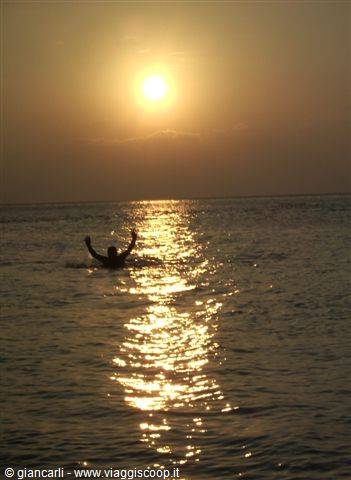 maldives sunset