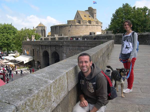 ALONG THE WALLS OF ST. MALO (BRITTANY)