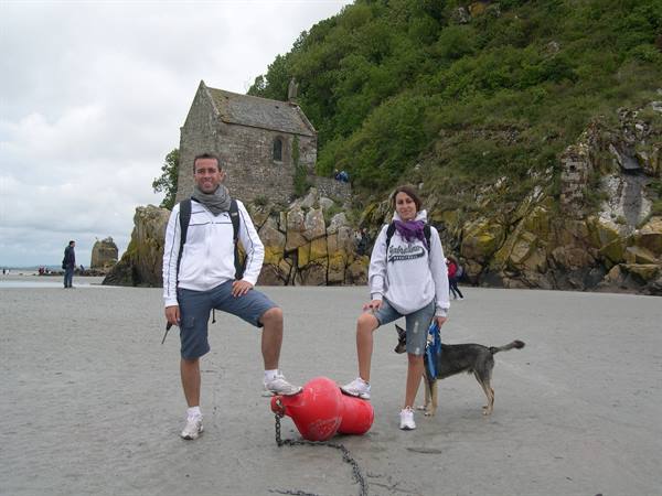 LOW TIDE AROUND MONT SAINT MICHEL (LOWER NORMANDY)