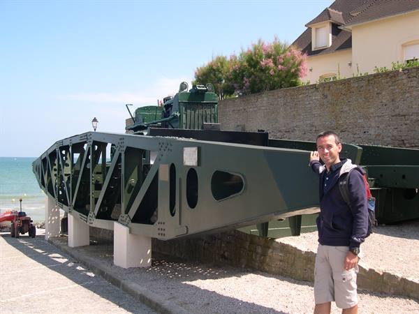 VEHICLES USED IN THE WAR IN NORMANDY (LOWER NORMANDY)