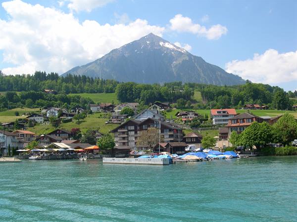 BREATHTAKING LANDSCAPES FROM LAKE THUNERSEE