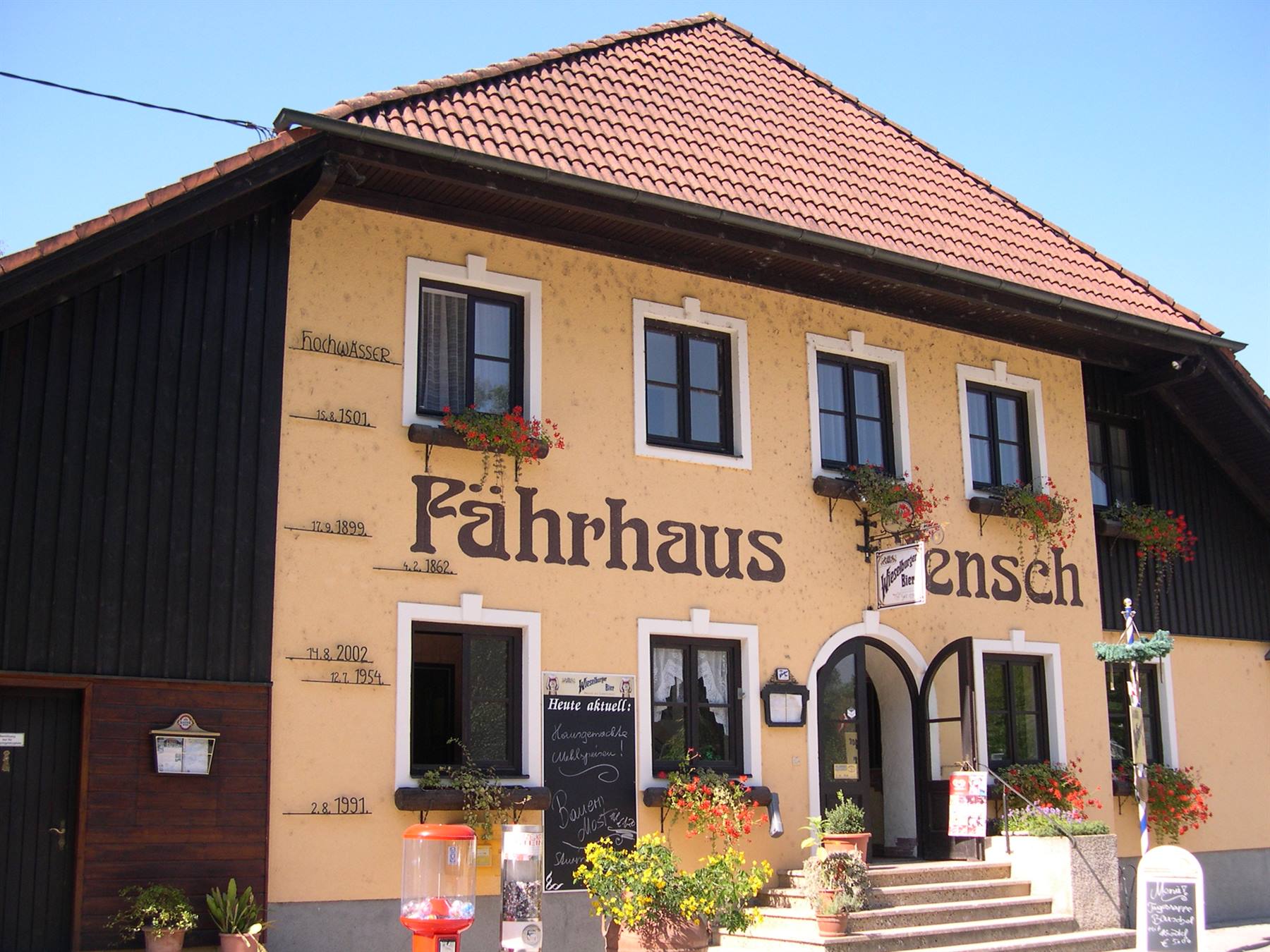 THE FLOODS OF THE DANUBE, REMEMBERED ON THE WALL OF THIS STRUCTURE