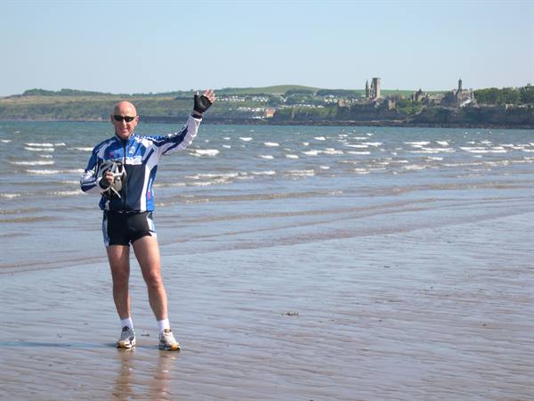 DAD ON THE NORTH SEA, WITH ST. ADREWS IN THE BACKGROUND