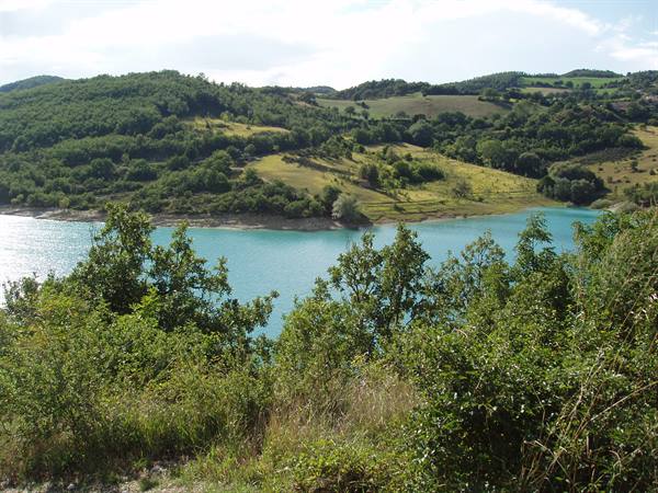 Artificial lake
