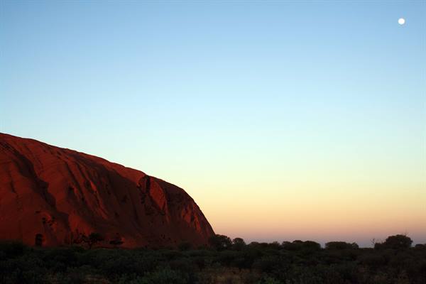 Outback - Dawn Uluru
