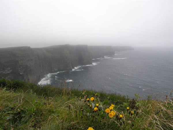 CLIFFS OF MOHER
