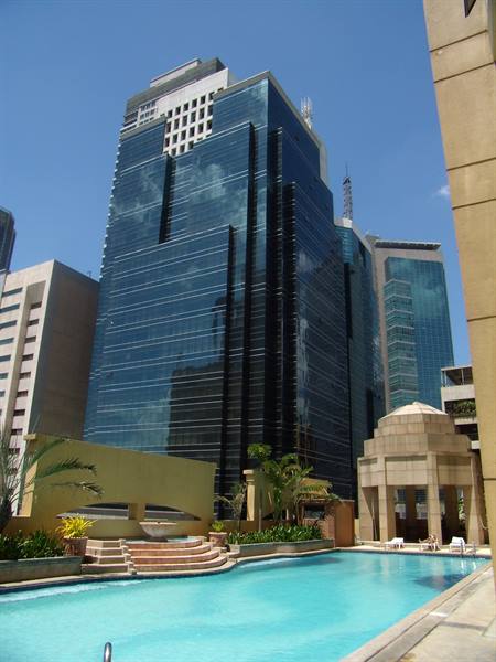 Manila - Paseo park in Makati