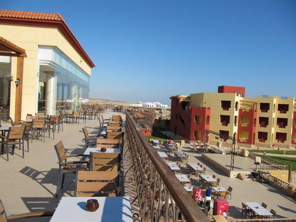 4 - Reception terrace and restaurant no. 2