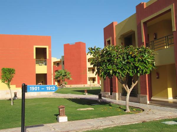 14 - Room entrance