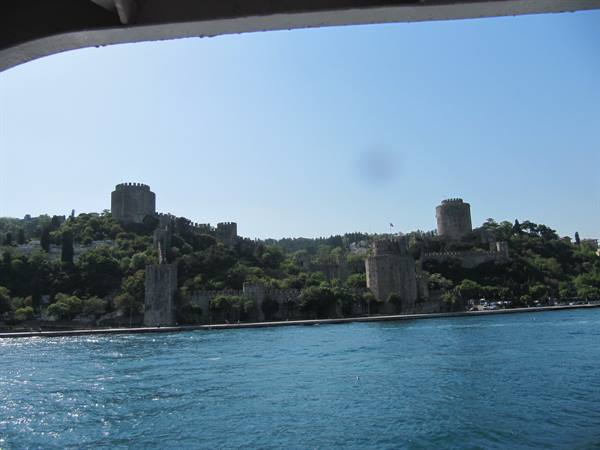 35 Ancient fortifications on the Bosphorus