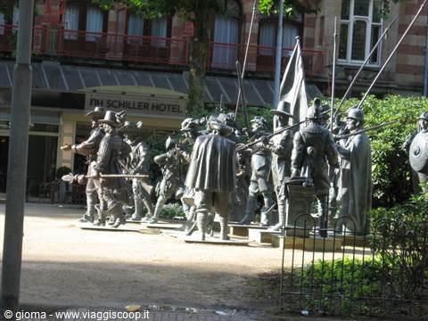 Bronze statues of the Night Watch at Rembrandtplein, Amsterdam