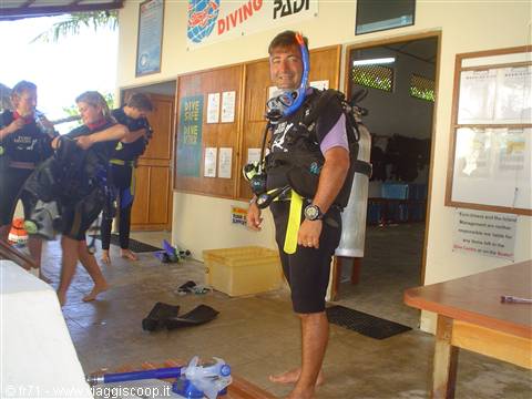 SUB DIVE CENTER