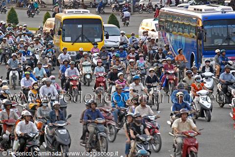 city traffic at 16:00