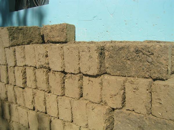 houses made of mud bricks