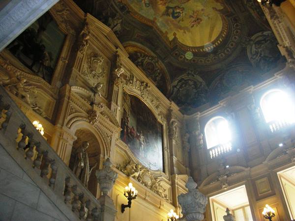 interior entrance staircase to the royal palace