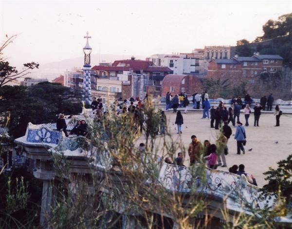 the terrace of parc guell