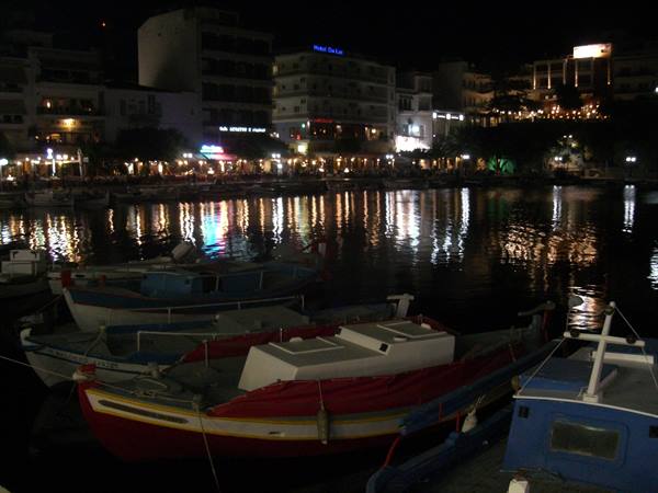 port of aghios in the evening..with so many nice little places
