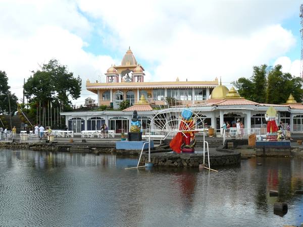 Temple of Grand Bassin 